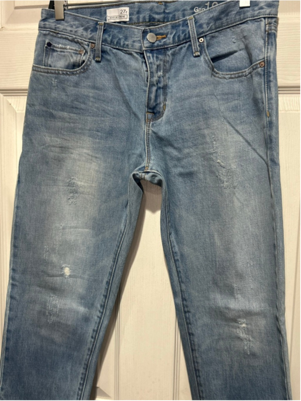 Women's Gap Blue Distressed Boyfriend Jeans Size 27
